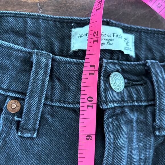 Abercrombie and Fitch 0 / 25 90s Straight Ultra High Rise Black Denim Jeans - Picture 6 of 13